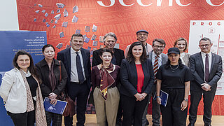 Foto von den Preisträger*innen bei der Preisverleihung im Grand Palais, Paris